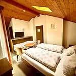 Hotel Central 2* Agarn