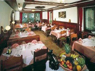 Hotel Central 2*