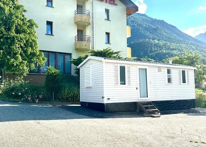 Hotel Central 2* 아가른