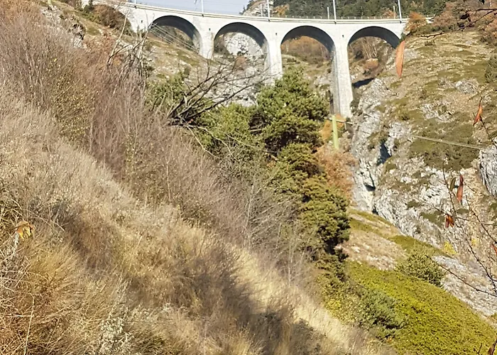 Hotel Central 2* 아가른