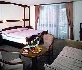 Hotel Central 2*
